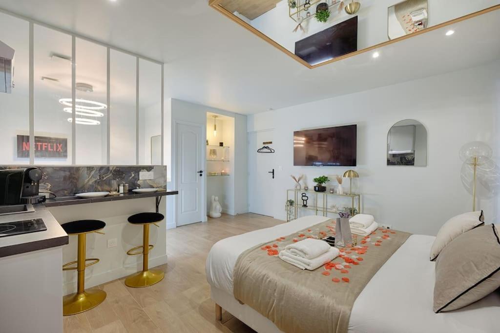 Welcome To Dubai / Jacuzzi Ivry-sur-Seine Buitenkant foto